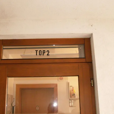 Lg Tiny Appartement Korneuburg